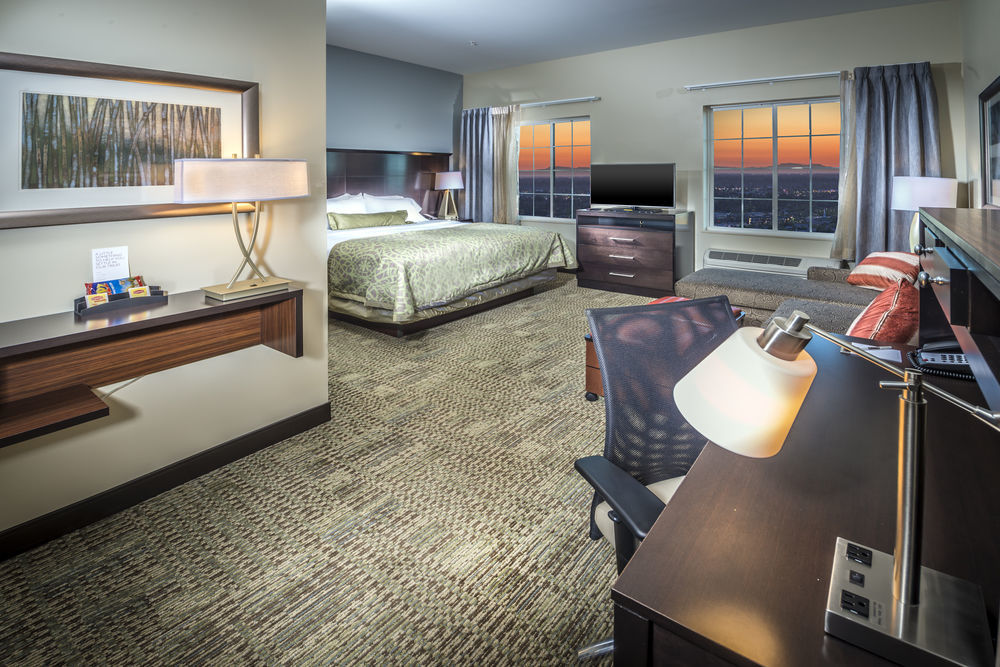 Staybridge Suites Corona South By Ihg Exterior foto